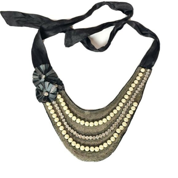 Stella & Dot Natasha Glass Beaded Faux Pearl Bib Necklace Black - Picture 6 of 11
